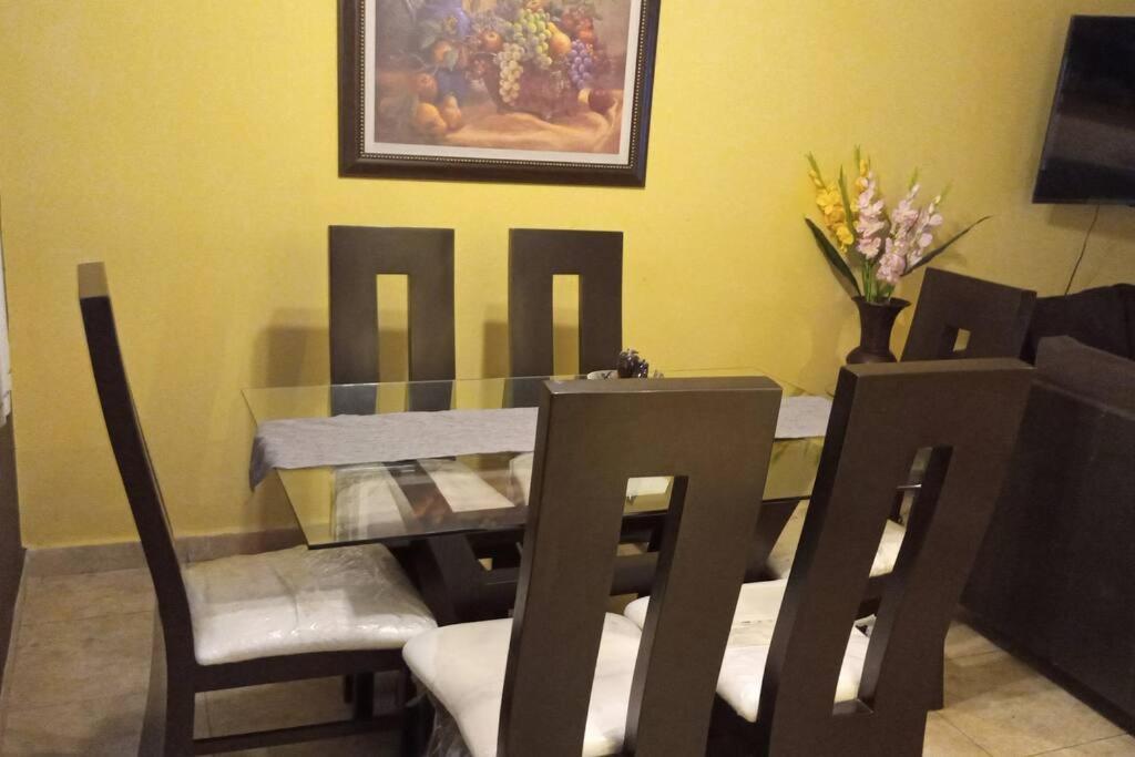 Casa Completa En Privada Y Con Cochera モンクローバ エクステリア 写真
