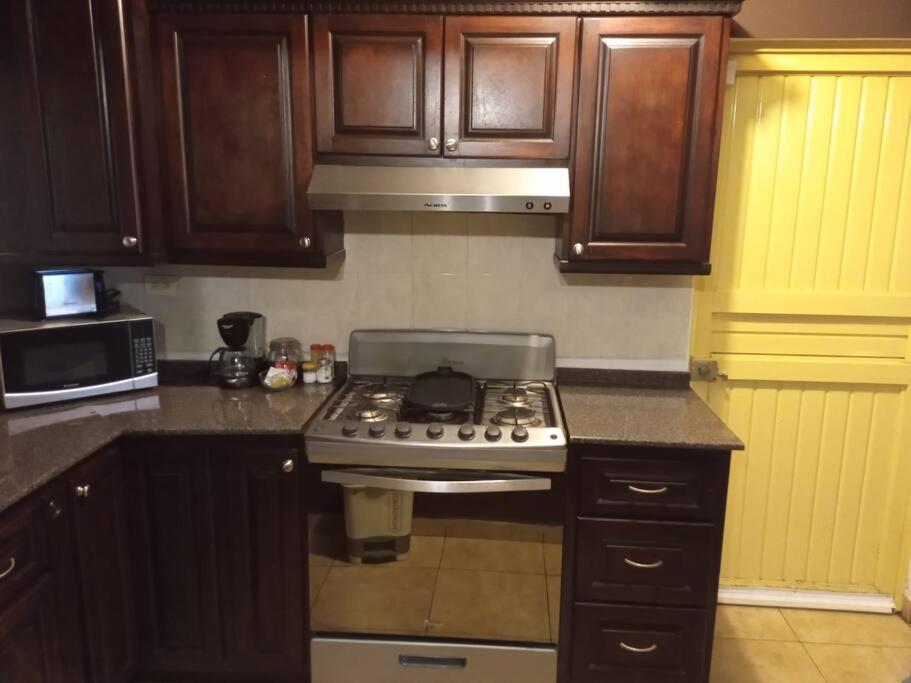 Casa Completa En Privada Y Con Cochera モンクローバ エクステリア 写真